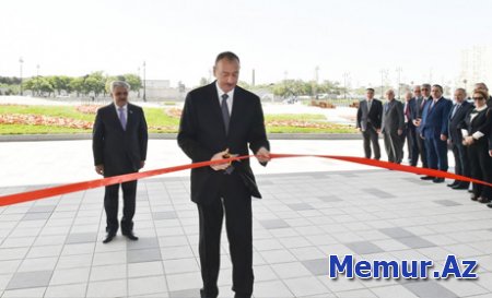 Prezident SOCAR-ın yeni inzibati binasının açılışında iştirak edib