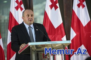 Gürcüstan prezidenti Azərbaycan vətəndaşını əfv edib