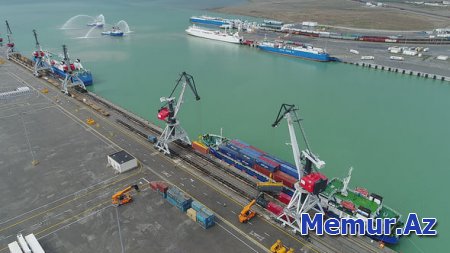 İlham Əliyev dəniz limanının açılışında - FOTO + YENİLƏNİB