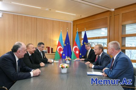 İlham Əliyev Brüsseldə Aİ Şurasının prezidenti ilə görüşüb - FOTO