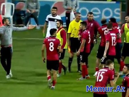 “Qəbələ”nin futbolçuları arasında davanın görüntüləri - VİDEO