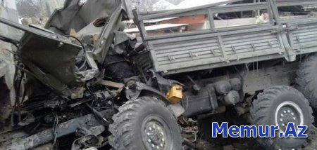 Ermənistanda hərbçiləri daşıyan avtomobil aşdı - Çoxlu sayda yaralı var