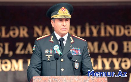 Vilayət Eyvazov generalı təqaüdə göndərdi