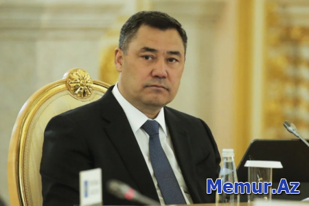 Qırğızıstan Prezidenti üç naziri vəzifəsindən azad edib