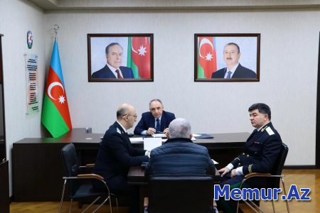 Kamran Əliyev Sabunçuda vətəndaşları qəbul edib