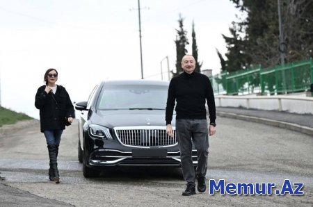 Prezident İlham Əliyev Xocavəndin Xanoba kəndində görülən işlərlə tanış olub