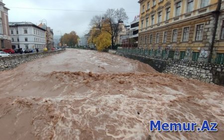 Türkiyədə yağışlar daşqınlara səbəb olub