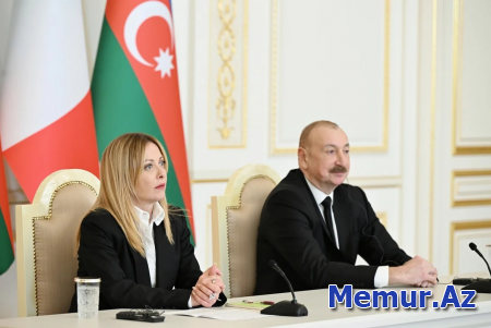 Meloni: Ermənistanla münasibətlər mövzusunu müzakirə etdik