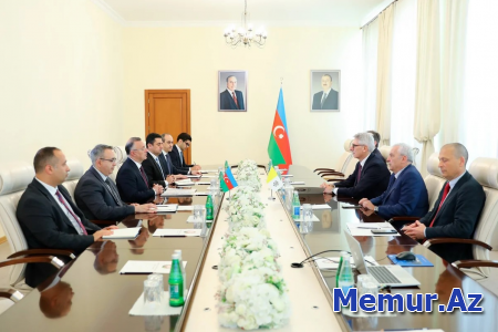Azərbaycanla Vatikan səhiyyə və pediatriya sahəsində əməkdaşlığı müzakirə edib
