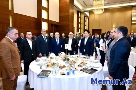 Aztürk Holding-in təşkilatçılığı ilə 28 May – Müstəqillik Gününə həsr olunmuş tədbir keçirilib.