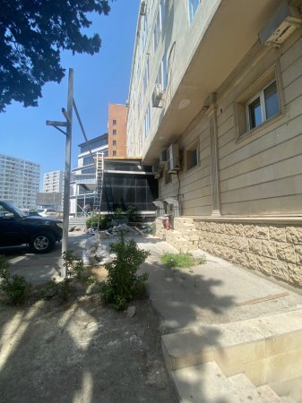 Xeyirxahlığı, peşəkarlığı və vətəndaş mövqeyi ilə seçilən peşəkar rəhbər – "Stimul Hospital" klinikasının rəhbəri Bəxtiyar Ələkbərli