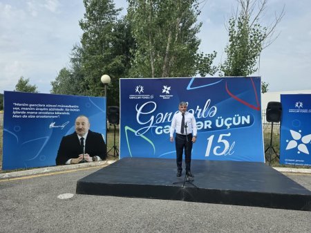 “Səyyar Gənclər Xidməti” fəaliyyətini Xızıda davam etdirir