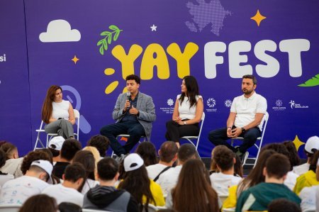 Gənclər Yay Fest-in “Elm, Etika və Gələcək” düşərgəsində bir araya gəliblər