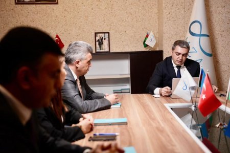 İMZA Sosial İnkişafa Dəstək İctimai Birliyinin İdarə Heyətinin növbəti iclası keçirilib.