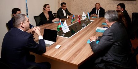 İMZA Sosial İnkişafa Dəstək İctimai Birliyinin İdarə Heyətinin növbəti iclası keçirilib.