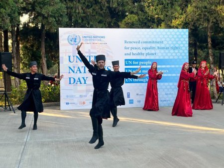 AŞQABADDA BMT GÜNÜ MÜNASİBƏTİLƏ AZƏRBAYCAN XÜSUSİ STENDLƏ TƏMSİL OLUNUB